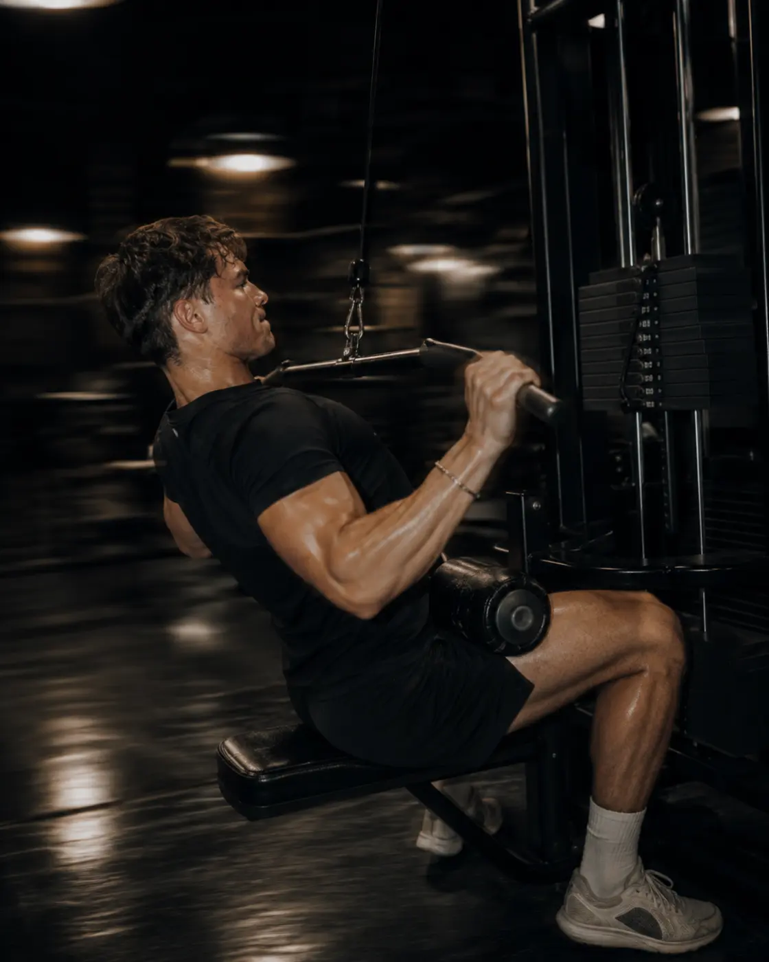 A lat pulldown at the bottom of the rep
